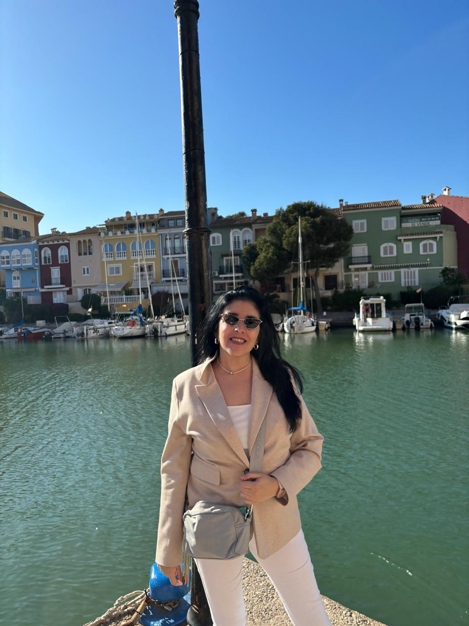 Ale Martell en su etapa actual como coach ontológica